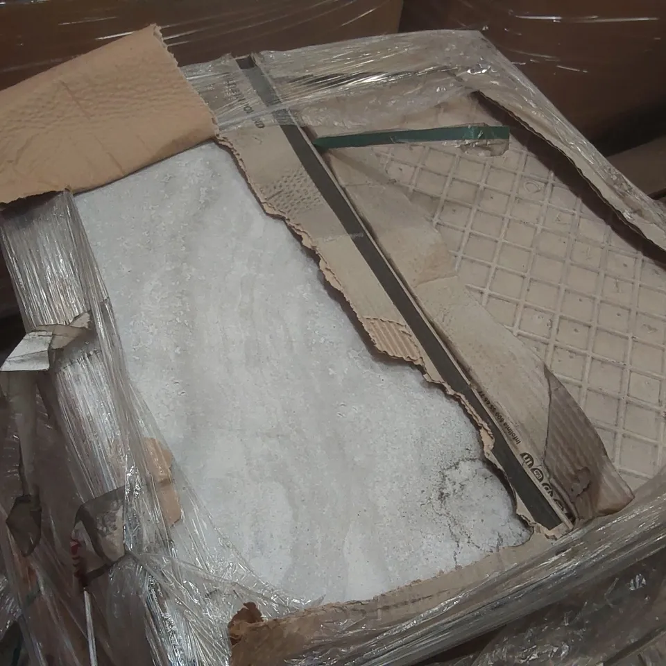 PALLET CONTAINING APPROXIMATELY 45x SANDSTONE GREY MODULAR TILES