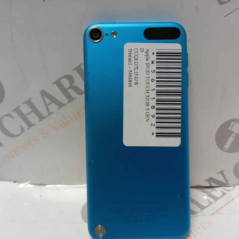 APPLE IPOD TOUCH 5TH GEN - SKY BLUE