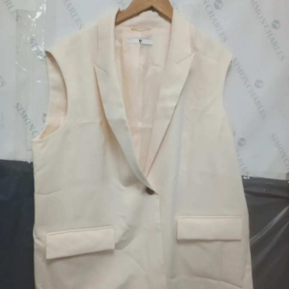 V BY VERY SLEEVELESS LONGLINE WAISTCOAT - CREAM - SIZE 20