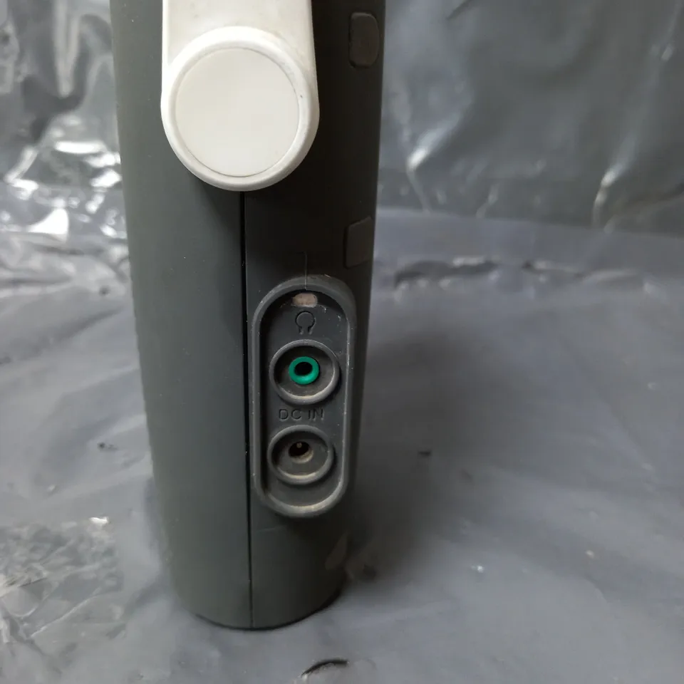 MAJORITY PORTABLE DAB RADIO