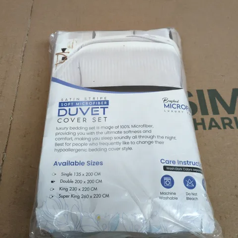 DUVET COVER SET β SATIN STRIPE - DOUBLE