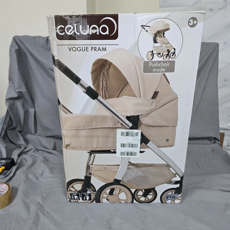 BABY CHIC CELUNA VOGUE DOLLS PRAM AGES 3+