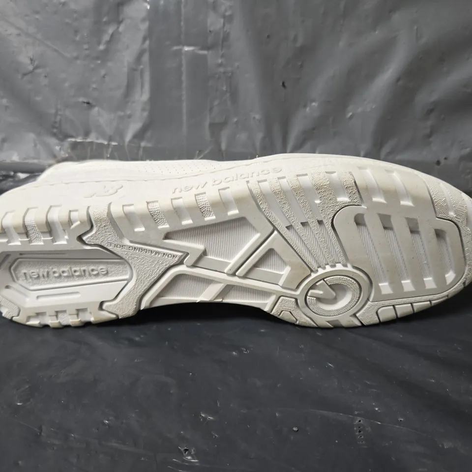 UNBOXED PAIR OF NEW BALANCE 550 TRAINERS IN WHITE - UK 9