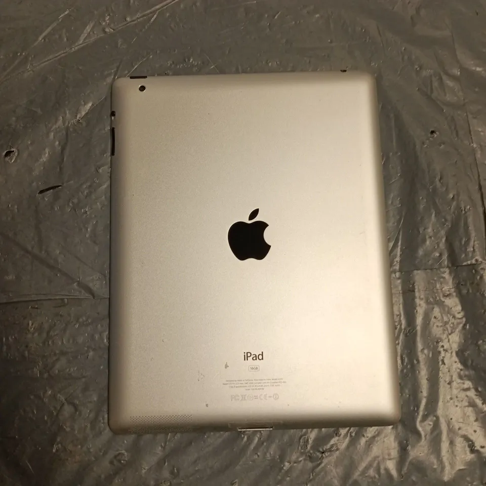 APPLE IPAD 2 (A1395)
