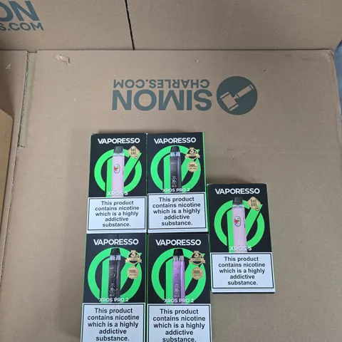 BOX OF APPROXIMATELY 30 ASSORTED E-CIGARETTES AND ACCOMPANIMENTS TO INCLUDE: VARIOUS VAPORESSO PRODUCTS 