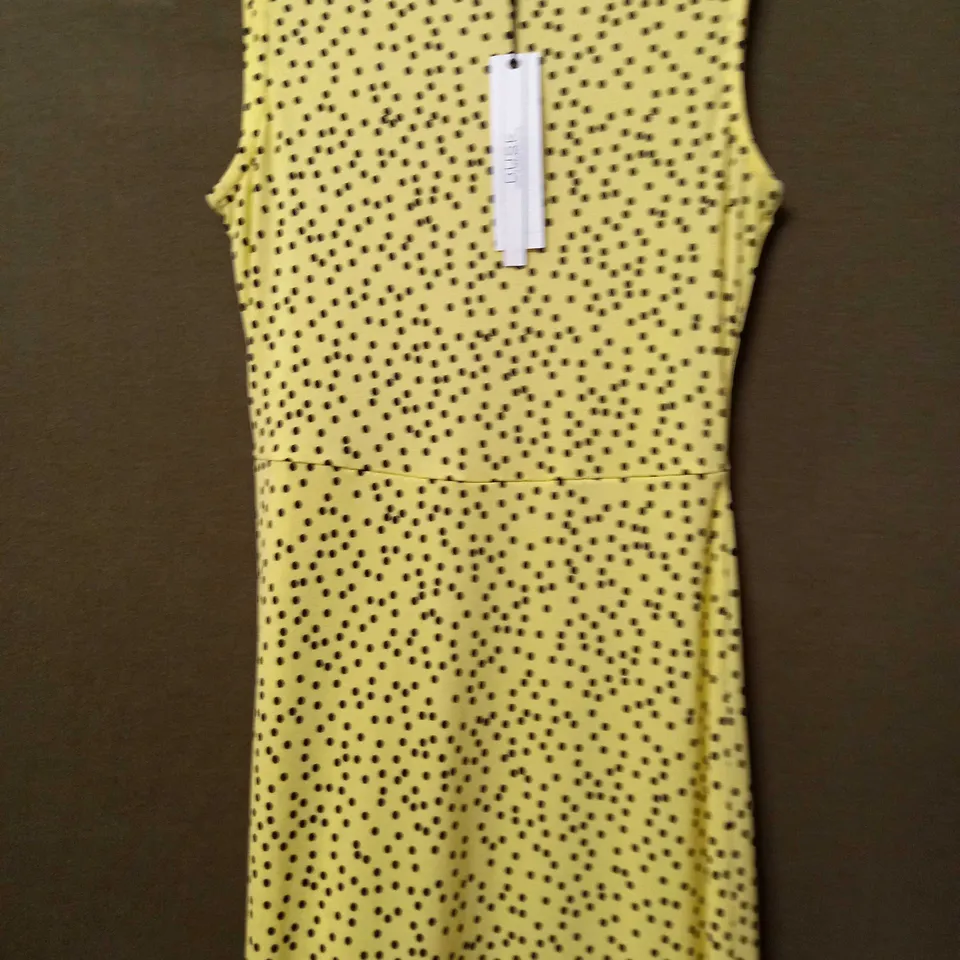 DUSK SPOT LACE TRIM MIDI DRESS IN LEMON - SIZE 6