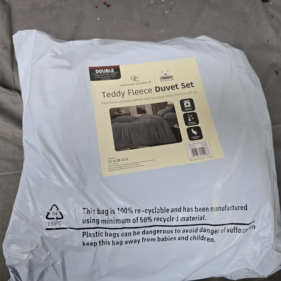 GAVENO CAVAILIA TEDDY FLEECE DUVET SET IN GREY - DOUBLE