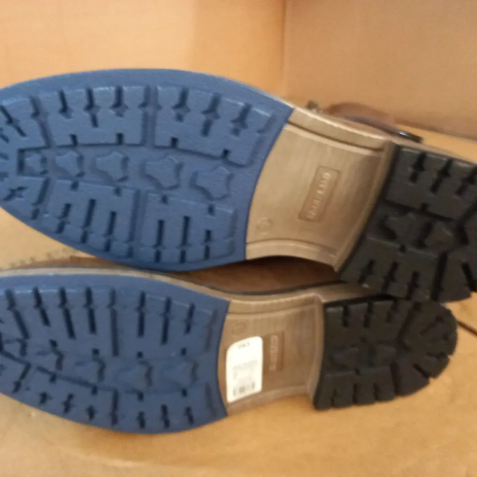 RIVER ISLAND BROWN LEATHER BOOTS - UK 9