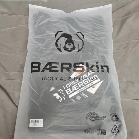 BAGGED BAERSKIN TACTICAL HOODIE 4 IN DARK GREEN - MEDIUM