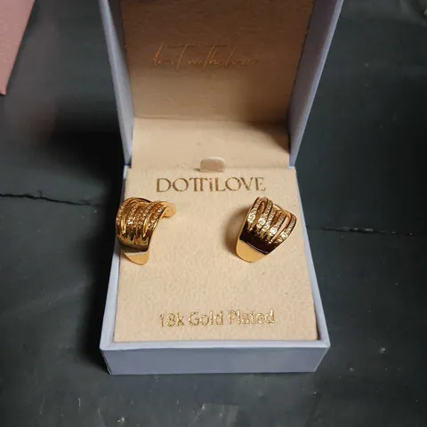 DOTTILOVE 18K GOLD PLATED STACKED EARRINGS