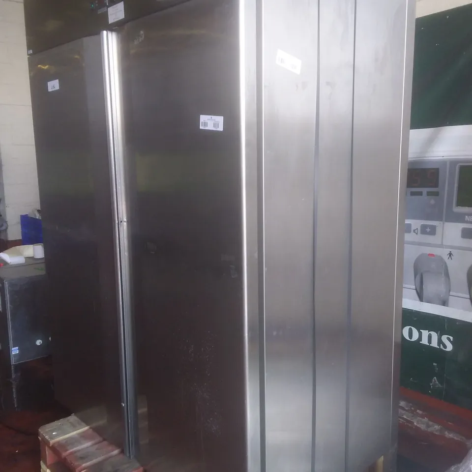 LARGE DOUBLE DISPLAY FRIDGE 