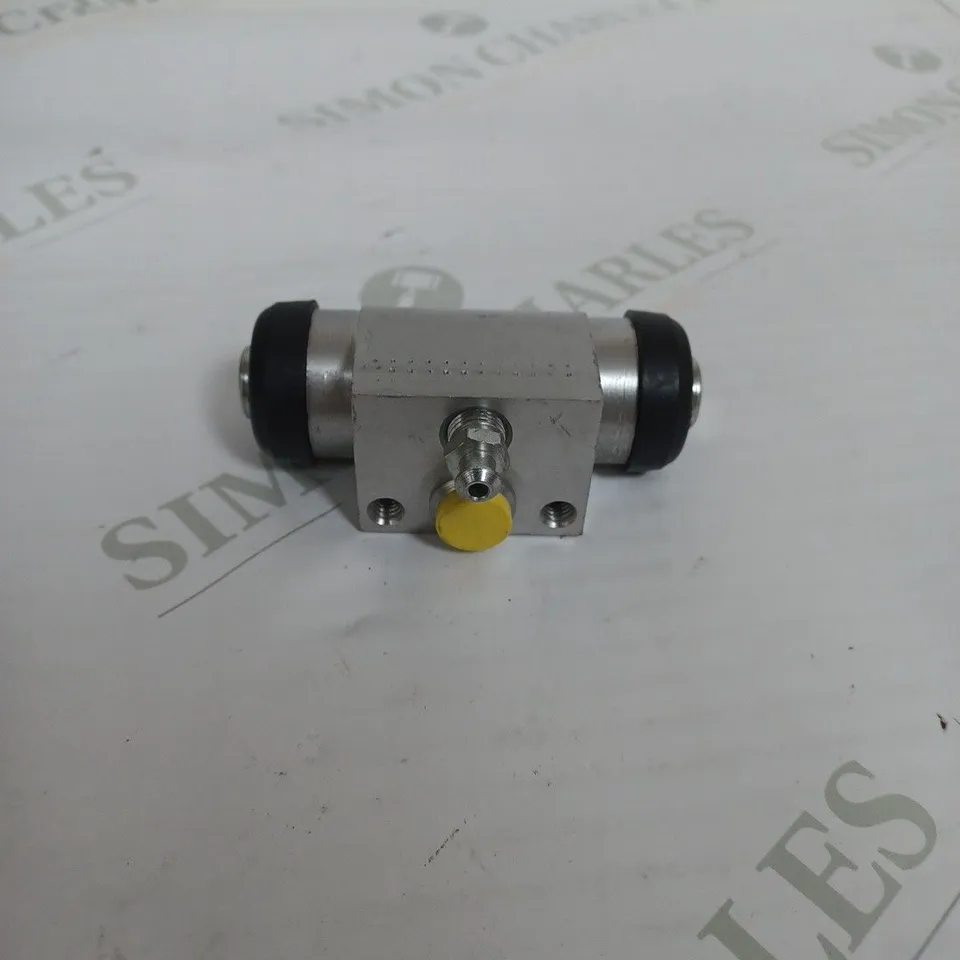BORG AND BECK WHEEL BREAK CYLINDER 