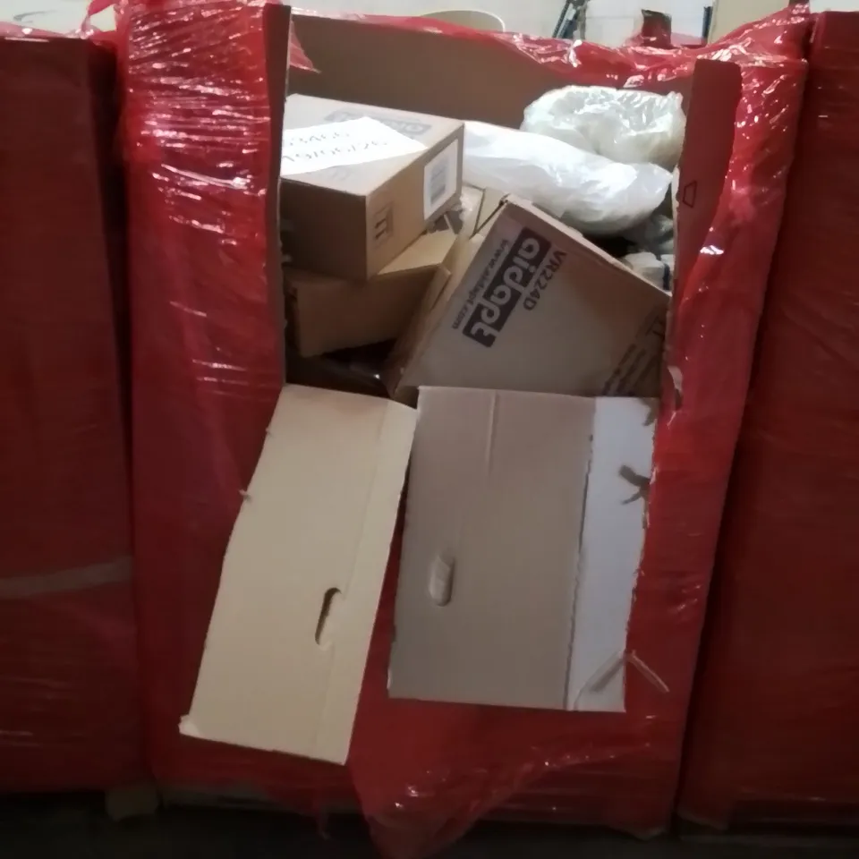 PALLET OF ASSORTED HOUSEHOLD GOODS AND PRODUCTS TO INCLUDE;  BOXED HOUSEHOLD ITEMS ETC