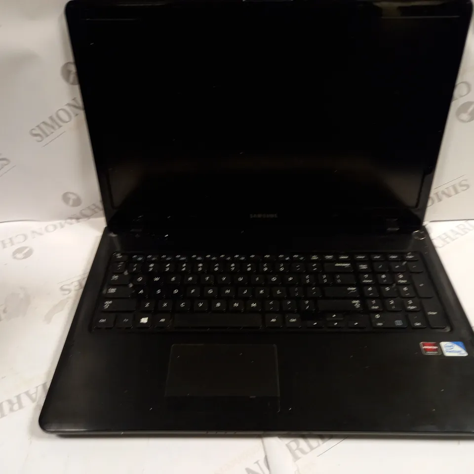 SAMSUNG 350E NOTEBOOK