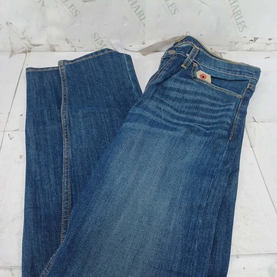 LEVIS BUTTON/ZIP JEANS IN NAVY - 32x34