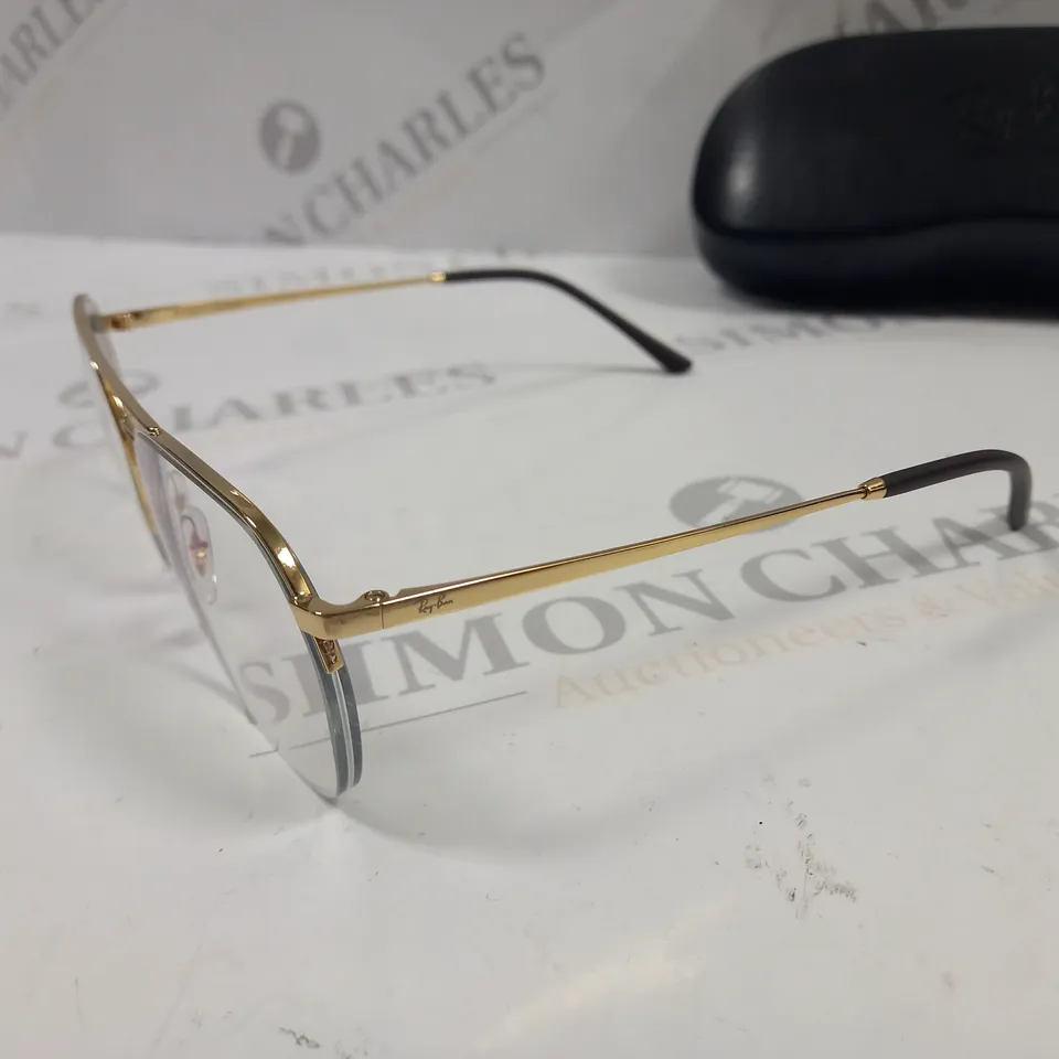 PAIR OF RAY BAN GLASSES