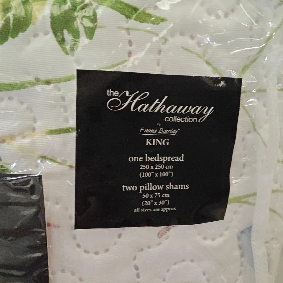 THE HATHAWAY COLLECTION KING BEDSPREAD SET