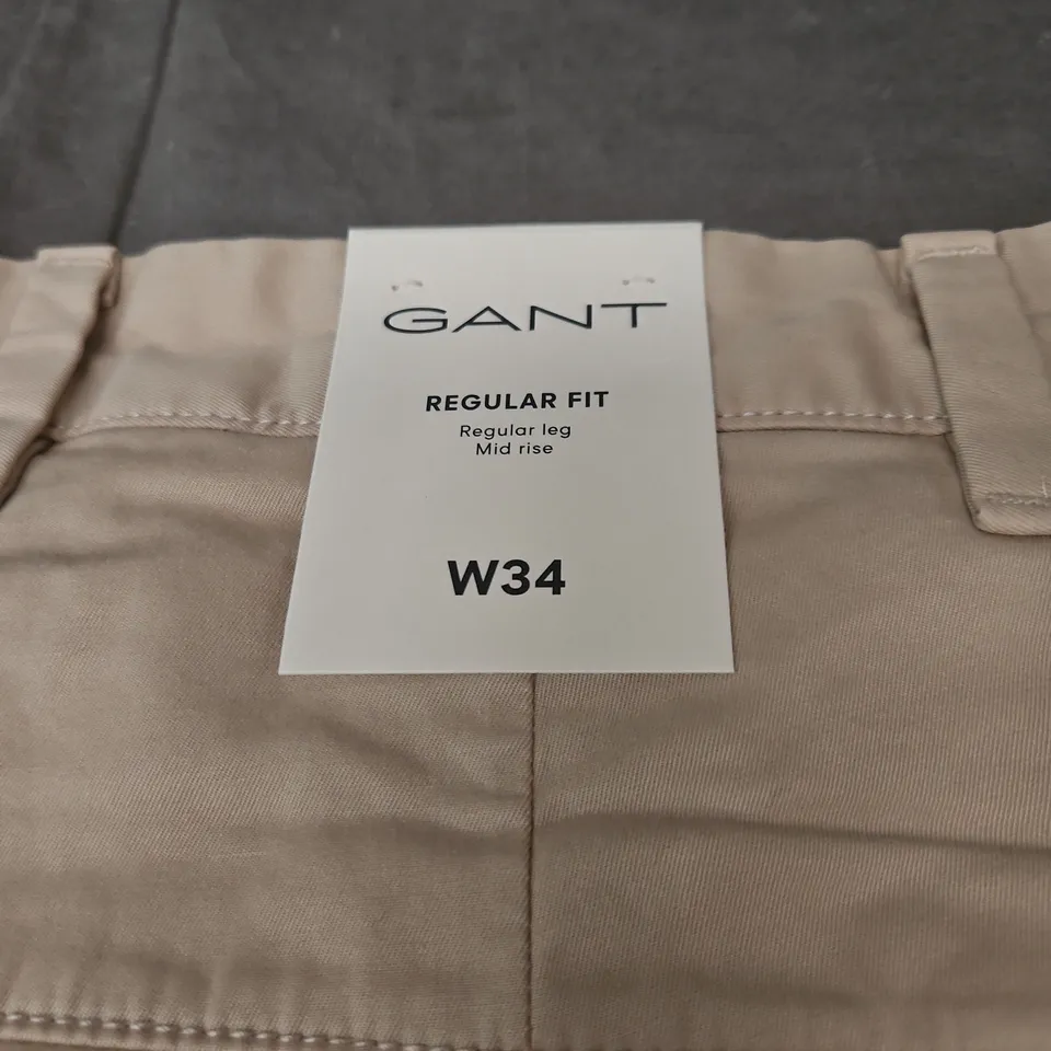 GANT REGULAR FIT KHAKI SHORTS, UK 34 (W34)