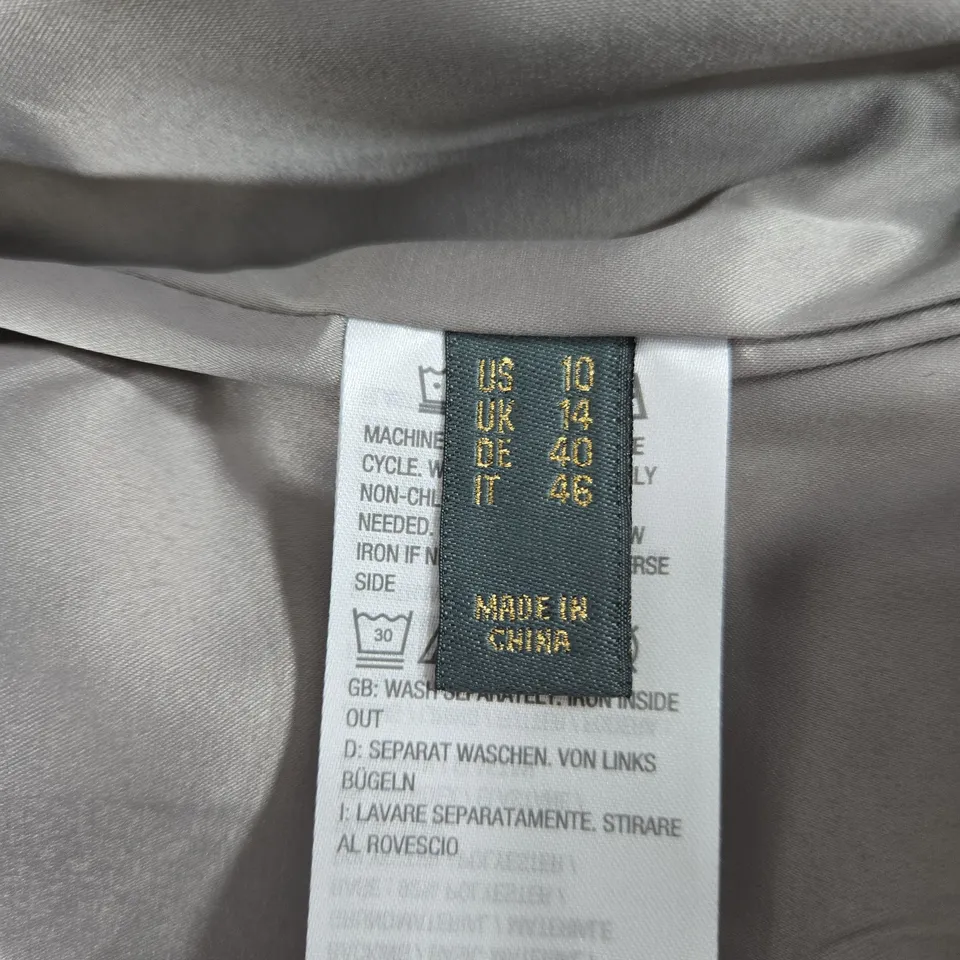 RUTH LANGSFORD GREY TEXTURED BOMBER JACKET – UK 14 (US 10)