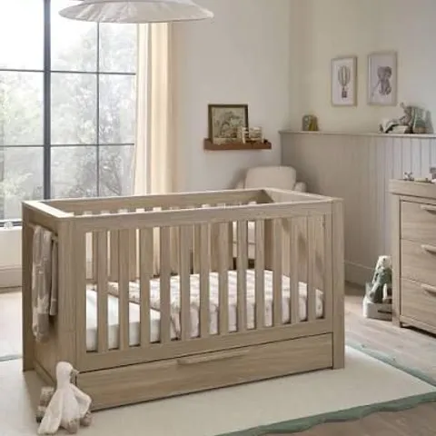 BOXED MAMAS & PAPAS FRANKLIN COT BED - NATURAL OAK (3 BOXES)