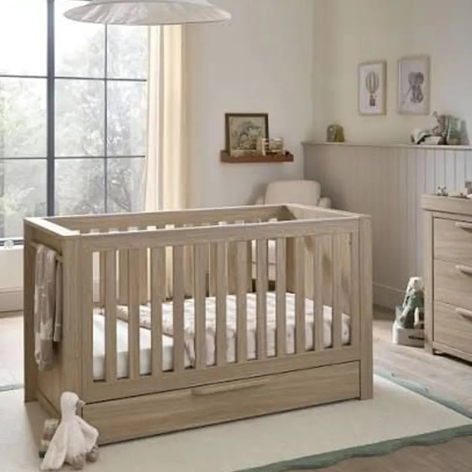 BOXED MAMAS & PAPAS FRANKLIN COT BED - NATURAL OAK (3 BOXES)
