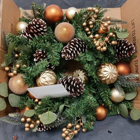 COPPER AND GOLD PRE-LIT FESTIVE WREATH