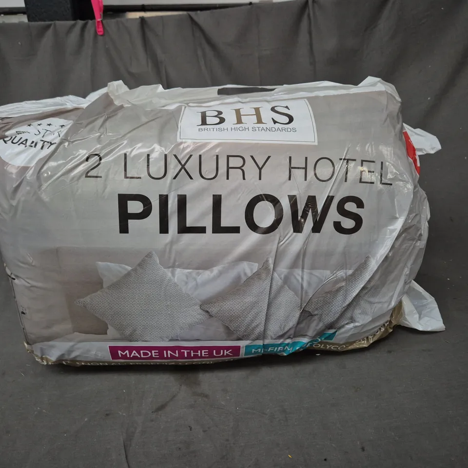 BHS 2 LUXURY HOTEL PILLOWS