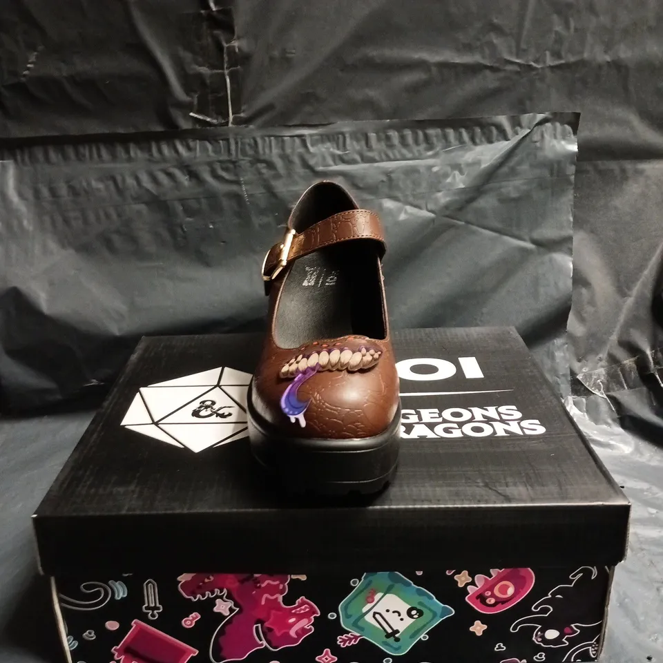 KOI DUNGEONS AND DRAGONS MARY JANE BROWN LEATHER SHOES SIZE 7