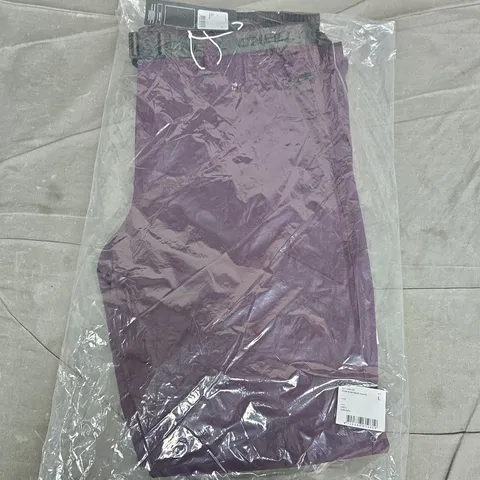 BAGGED ONEILL STAR SLIM SNOW PANTS IN AUBERGINE - LARGE