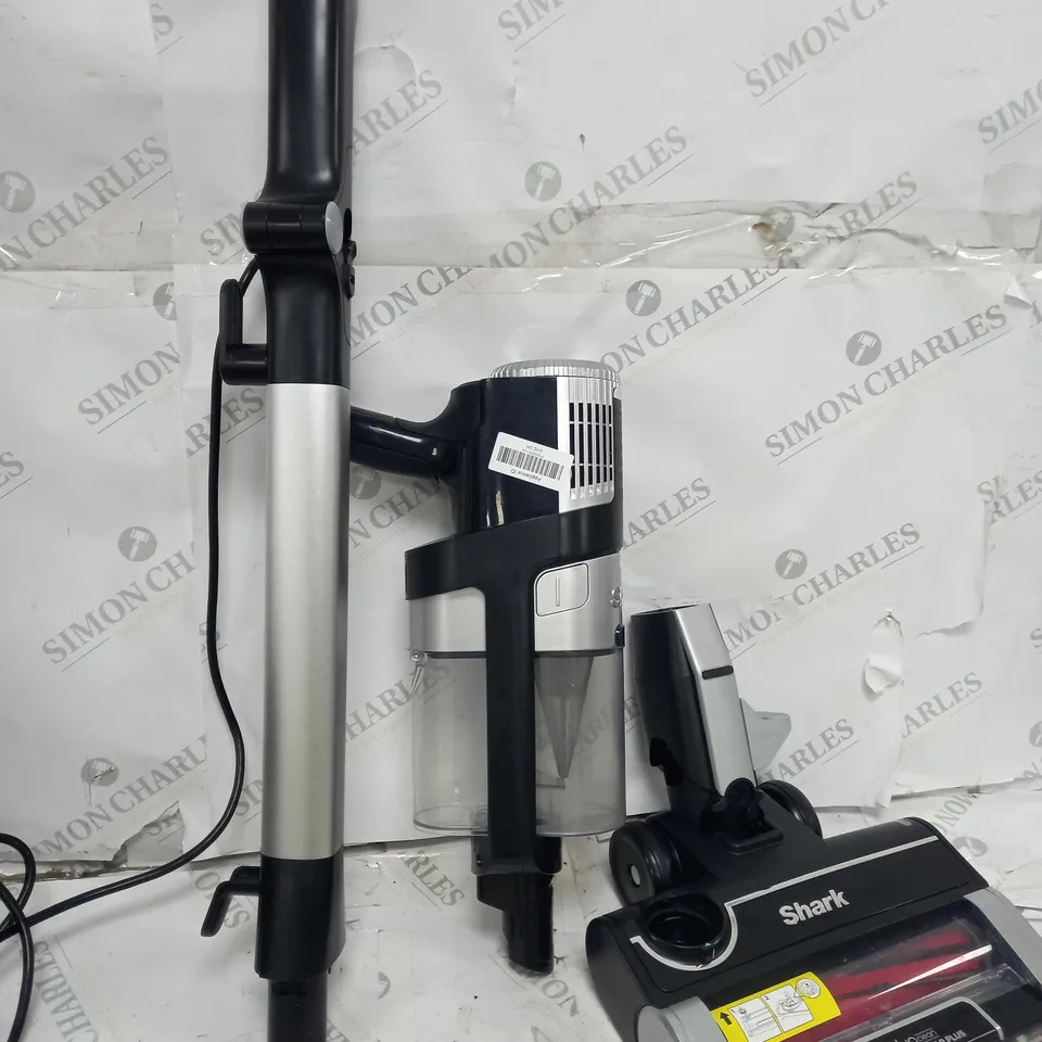 SHARK STRATOS CORDED STICK PET PRO MODEL 