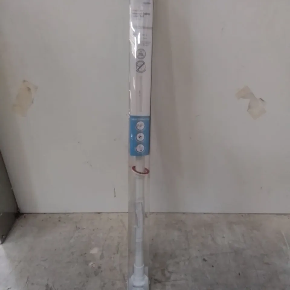 BOXED CROYDEX STCK-N-LOCK TELESCOPIC CURTAIN ROD WHITE 70-122CM