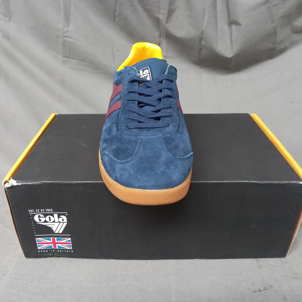 BOXED PAIR OF GOLA HURRICANE SUEDE SHOES IN NAVY/BURGUNDY/SUN UK SIZE 8