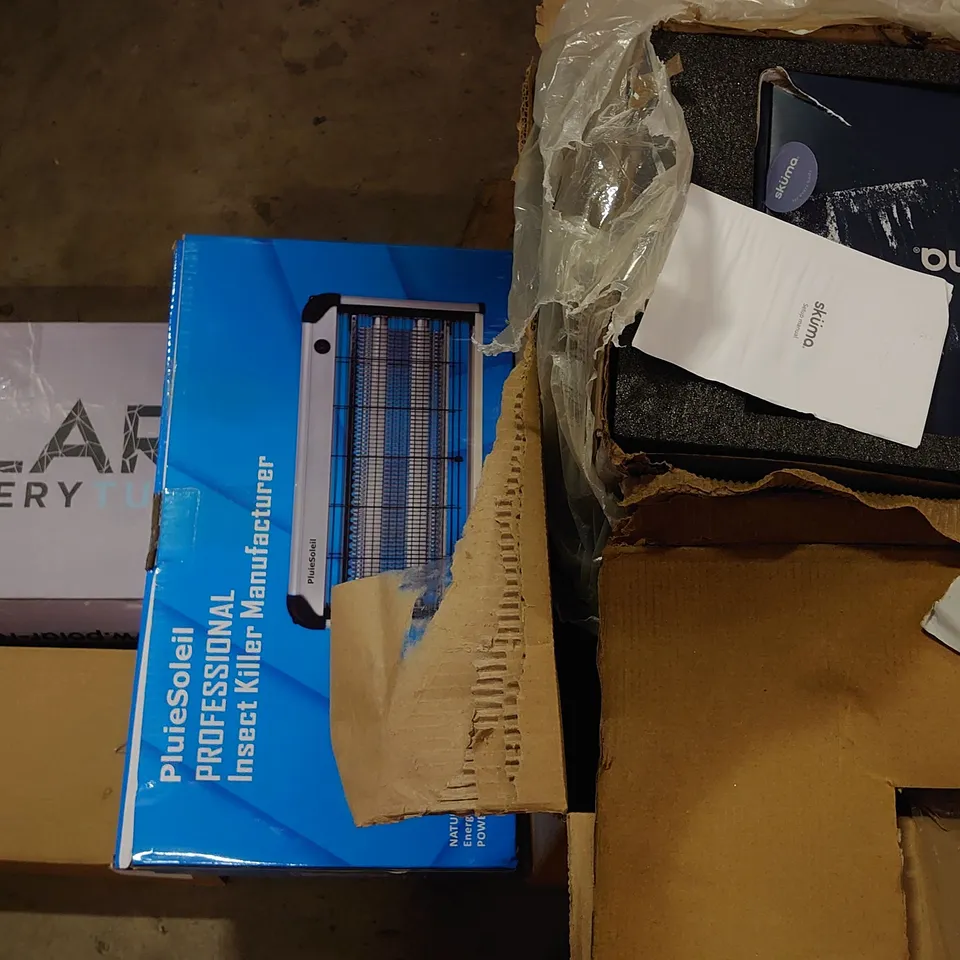 PALLET OF ASSORTED ITEMS TO INCLUDE YAMAHA KEYBOARD, SCOOTER AND SKUMA REVERSE OSMOSIS SYSTEM