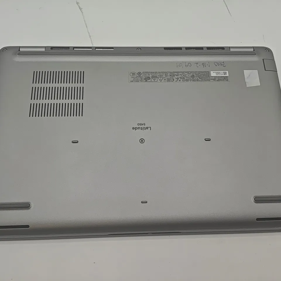 UNBOXED DELL LATITUDE 5450 INTEL VPRO LAPTOP IN SILVER - P165G