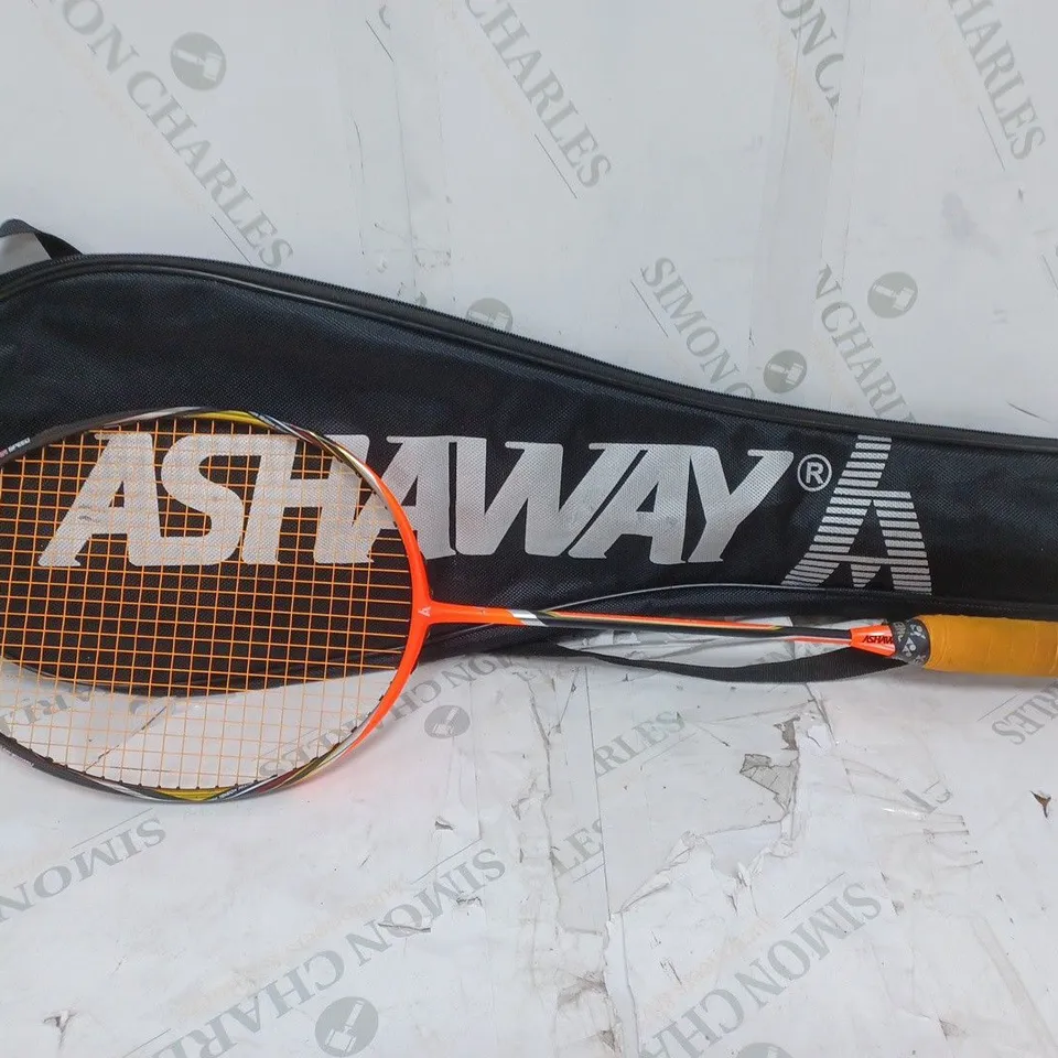 BAGGED ASHWAY BADMINTON RACKET 
