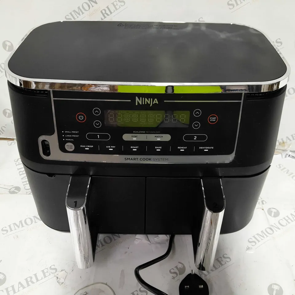 BOXED NINJA FOODI MAX DUAL ZONE 9.5L AIR FRYER AF451UK