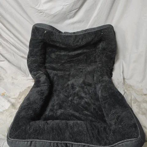 EHEY CIGA BLACK DOG BED WITH ADDITIONAL FOAM MATTRESS