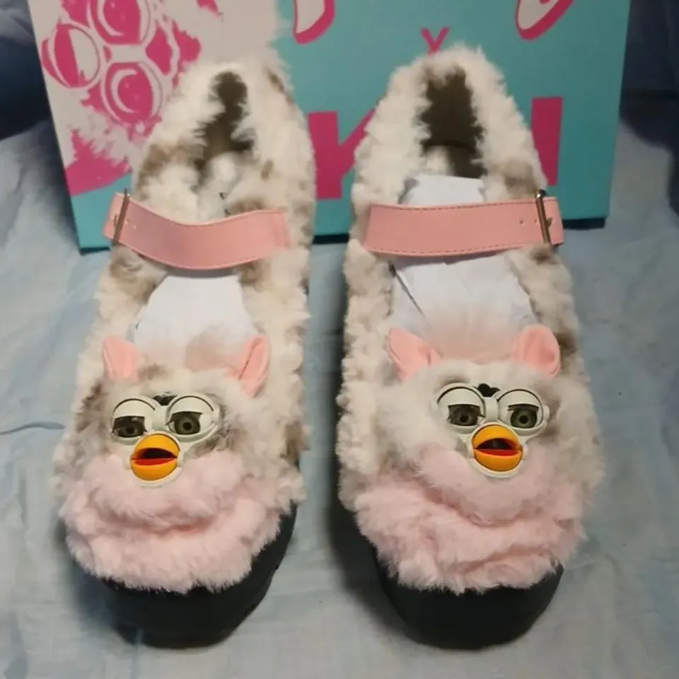 BOXED KOI FURBY TIRA CHURCH MOUSE EDITION SHOES - UK 5
