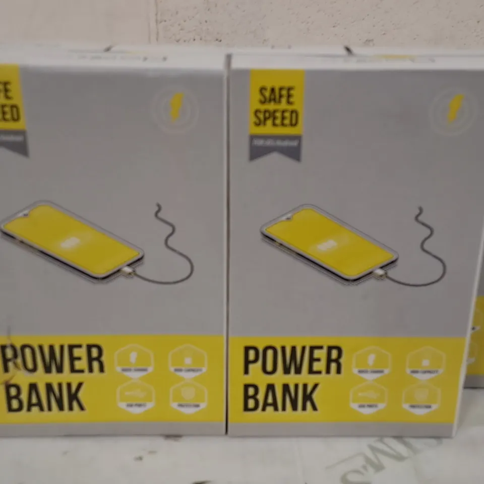 LOT OF 5 BOXED 2-PACKS OF POWER BANKS