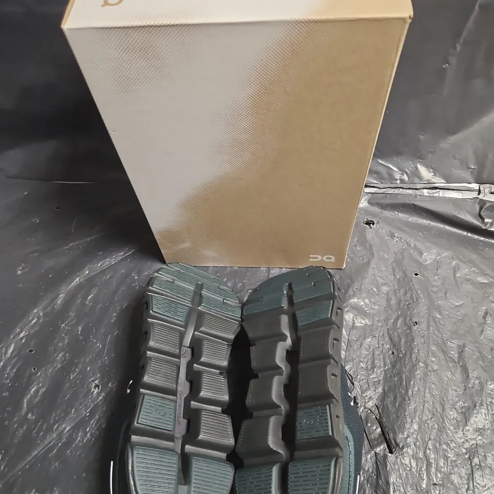 ON RUNNING CLOUD 6 SHOES – UK 8, EVERGREEN/BLACK (US 8.5, EU 42)