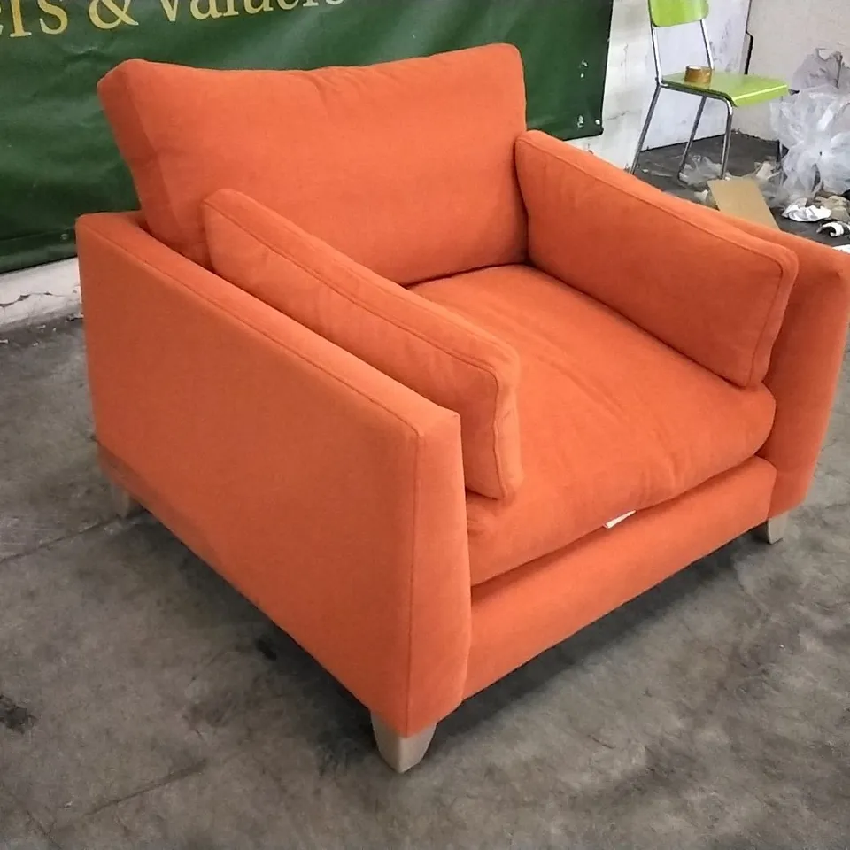 QUALITY DESIGNER LOUNGE CO ARMCHAIR IN ORANGE FABRIC 