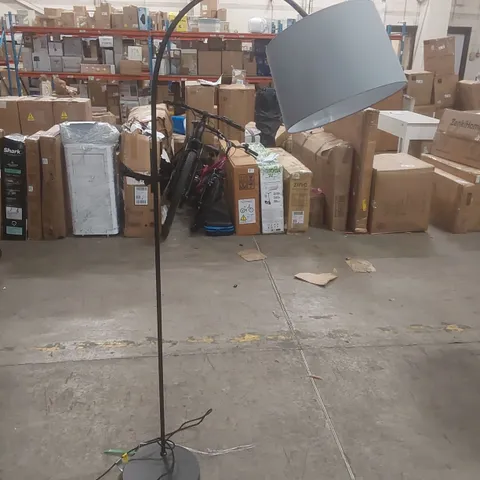 THACKINH 163.5CM ARCHED FLOOR LAMP