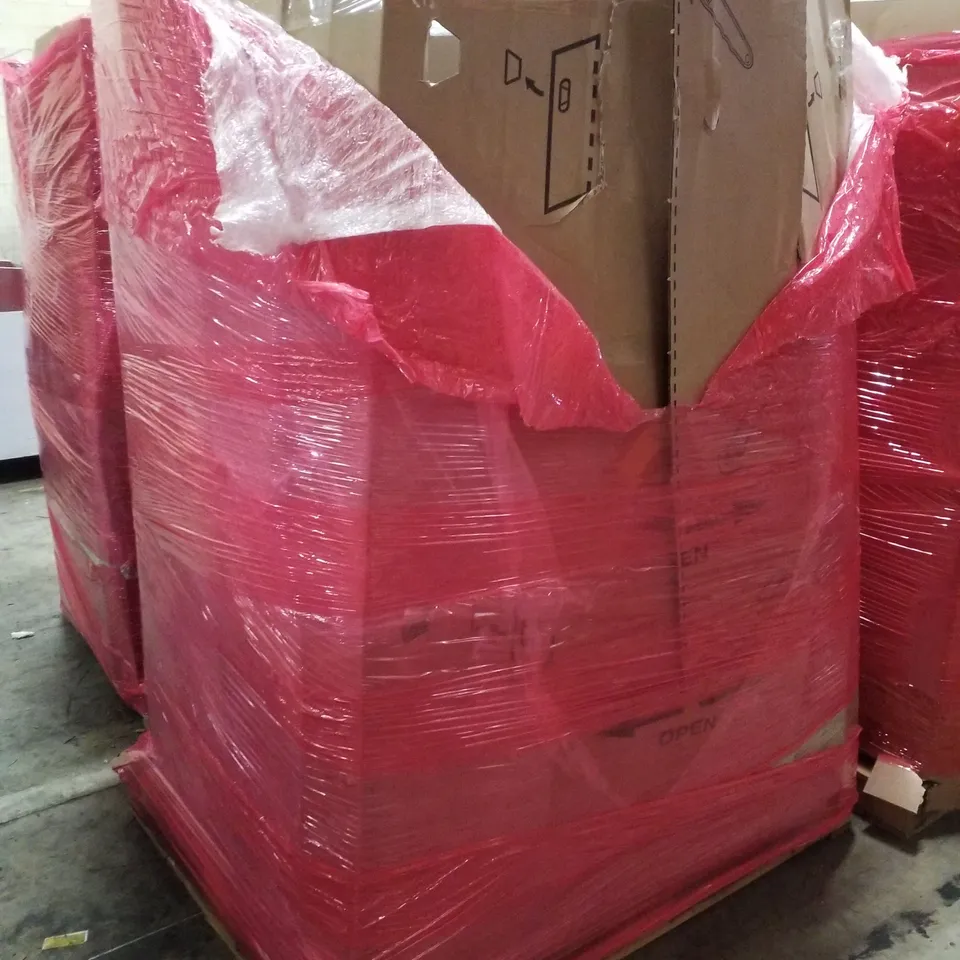PALLET CONTAINING ASSORTED PRODUCTS INCLUDING STEPPER LADDER 4 STEPS, LUMBAR BELT, YOGA MATS FHD MONITOR & KEYBOARD AND MOUSE SET