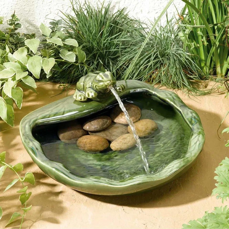 SMART SOLAR CERAMIC FROG SOLAR ON DEMAND WATER FEATURE