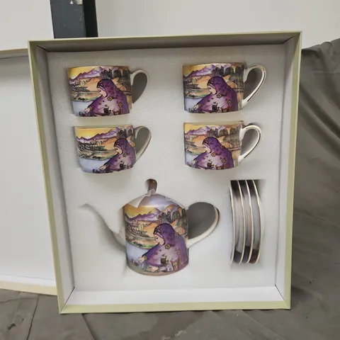 9 PIECE OMAN PORCELAIN DINING SET "OMEN SAAF" BRANDED.