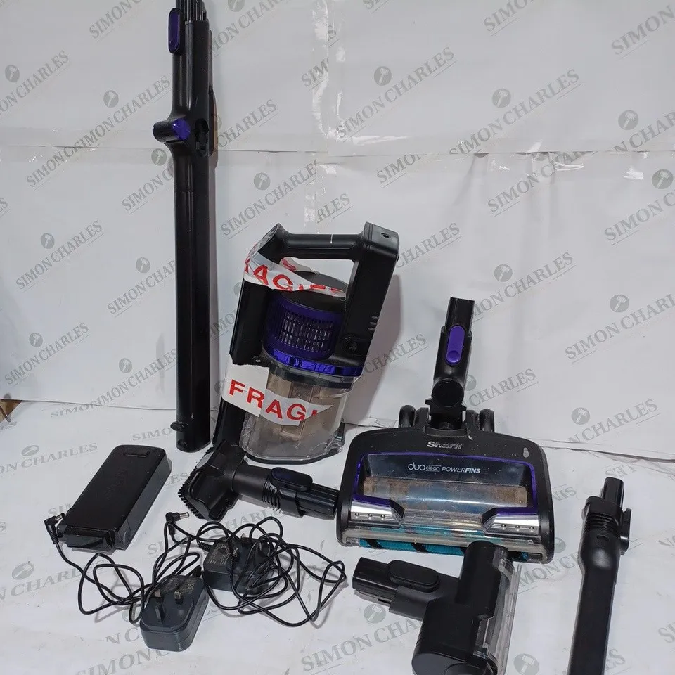 SHARK CORDLESS STICK VACUUM IZ390UKTQ