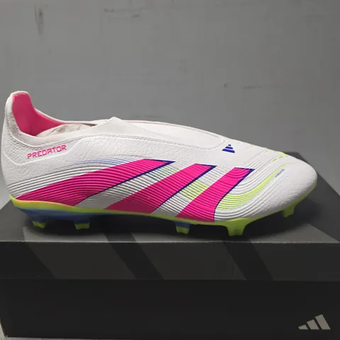 BOXED PAIR OF ADIDAS PREDATOR LEAGUE LL BOOTS IN WHITE/PINK - UK 6