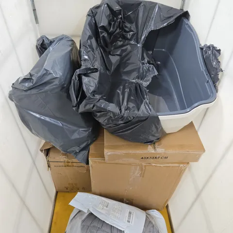 APPROXIMATELY 6 ASSORTED HOUSEHOLD PRODUCTS TO INCLUDE STORAGE RACK, RUG, ETC - COLLECTION ONLY  