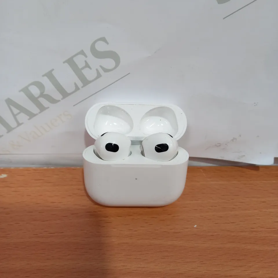APPLE AIRPOD 3RD GENERATION