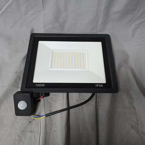 LED FLOODLIGHT WITH PIR MOTION SENSOR – 100W IP66 OUTDOOR LIGHT 